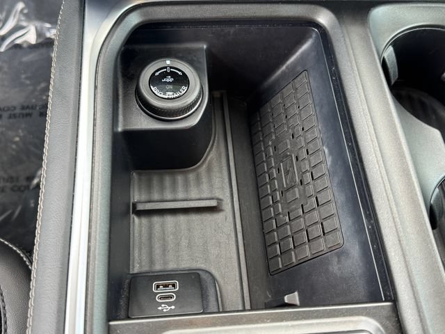 Certified 2025 Ford Expedition Platinum AWD/4WD image 29
