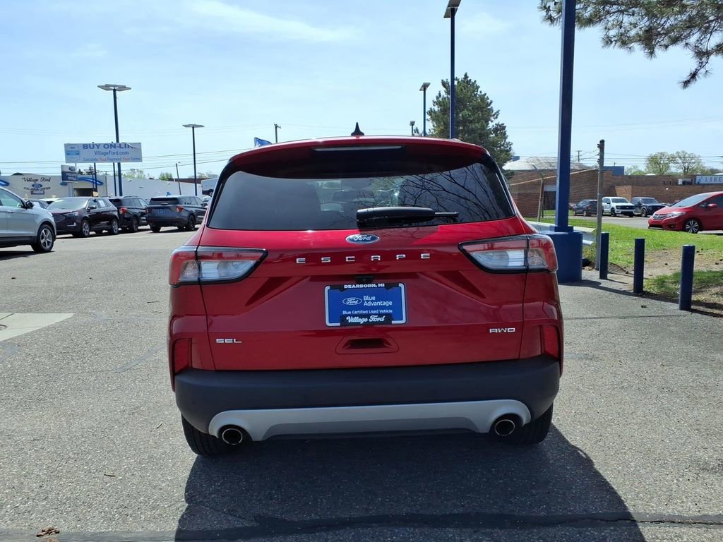 Certified 2022 Ford Escape SEL AWD/4WD image 7