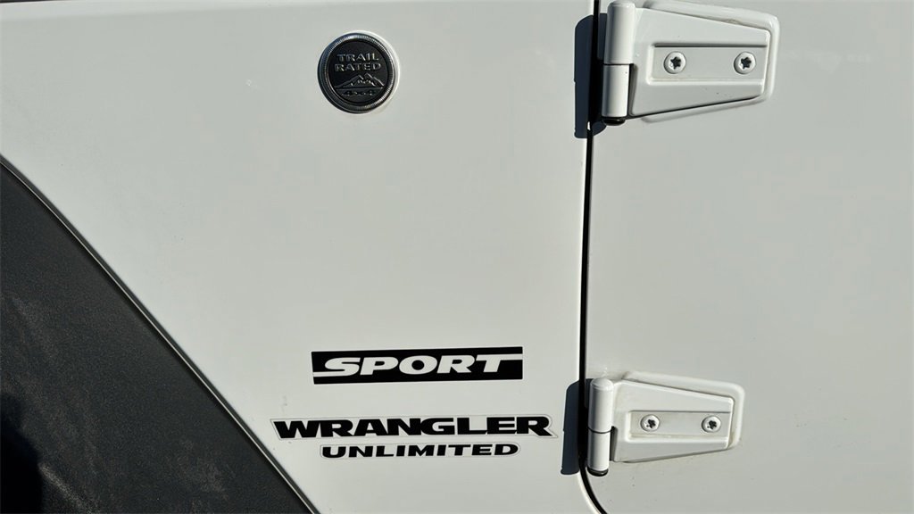 Used 2017 Jeep Wrangler Unlimited Sport w/ Connectivity Group image 8