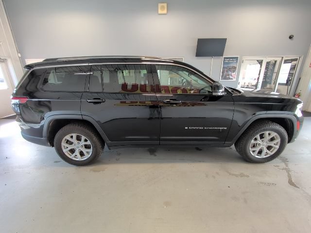 Used 2023 Jeep Grand Cherokee L Limited w/ Luxury Tech Group II AWD/4WD image 6