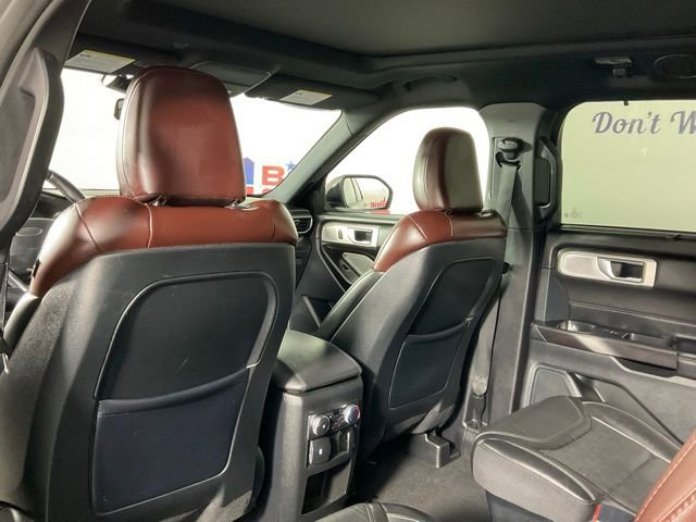Certified 2020 Ford Explorer Platinum w/ Premium Technology Package image 14
