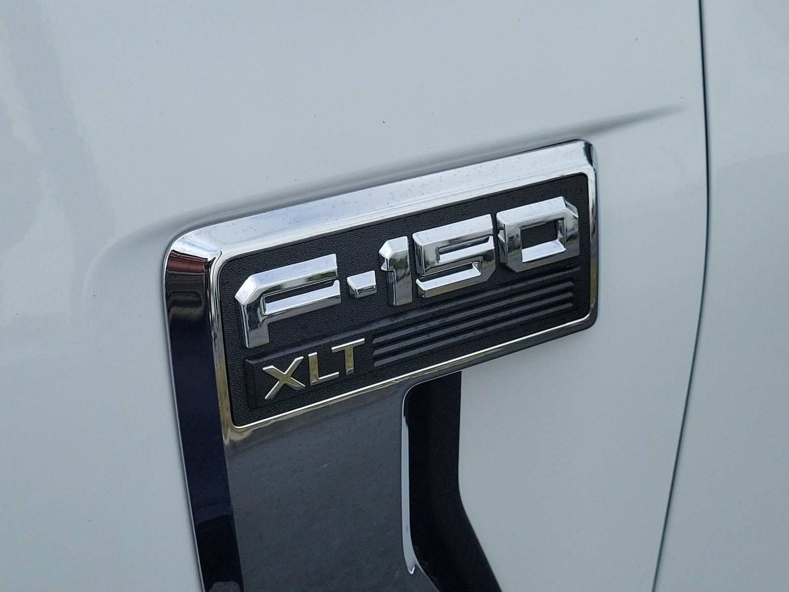 Certified 2025 Ford F150 XLT w/ Equipment Group 302A MID AWD/4WD image 8