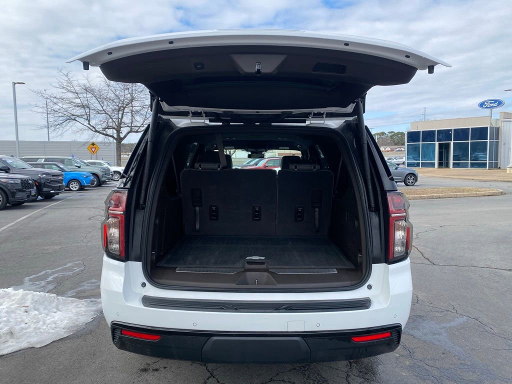 Used 2023 Chevrolet Suburban Z71 AWD/4WD image 9