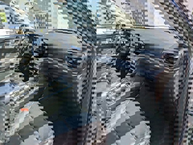 Certified 2023 Ford Explorer XLT w/ Equipment Group 202A RWD image 37