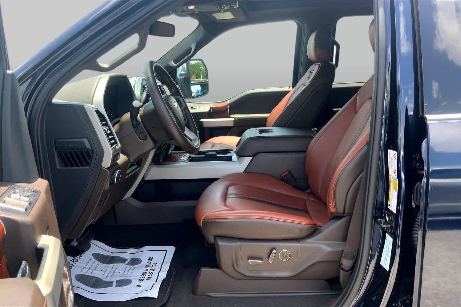 Certified 2022 Ford F350 King Ranch w/ King Ranch Ultimate Package AWD/4WD image 8