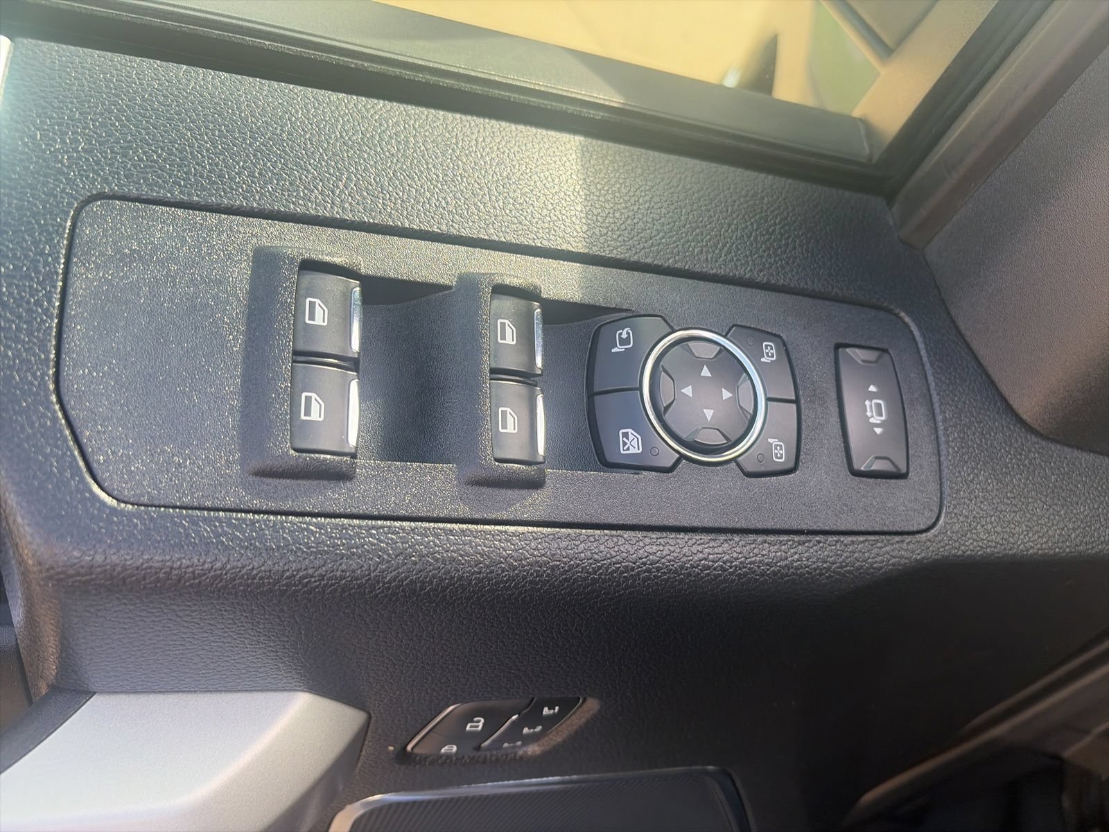Certified 2021 Ford F250 Lariat w/ Lariat Value Package AWD/4WD image 14