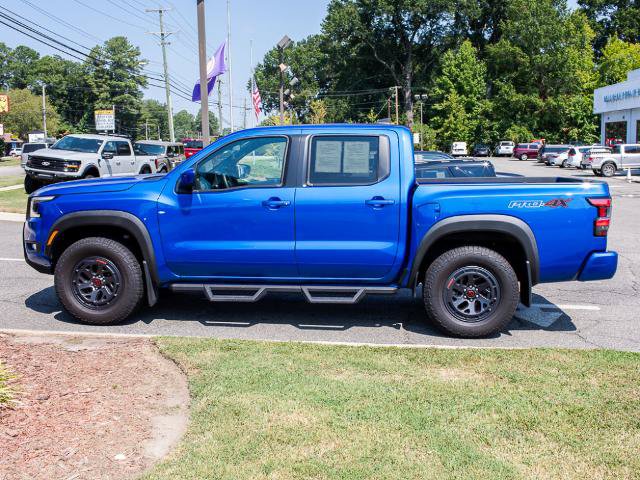 Used 2025 Nissan Frontier PRO-4X AWD/4WD image 3