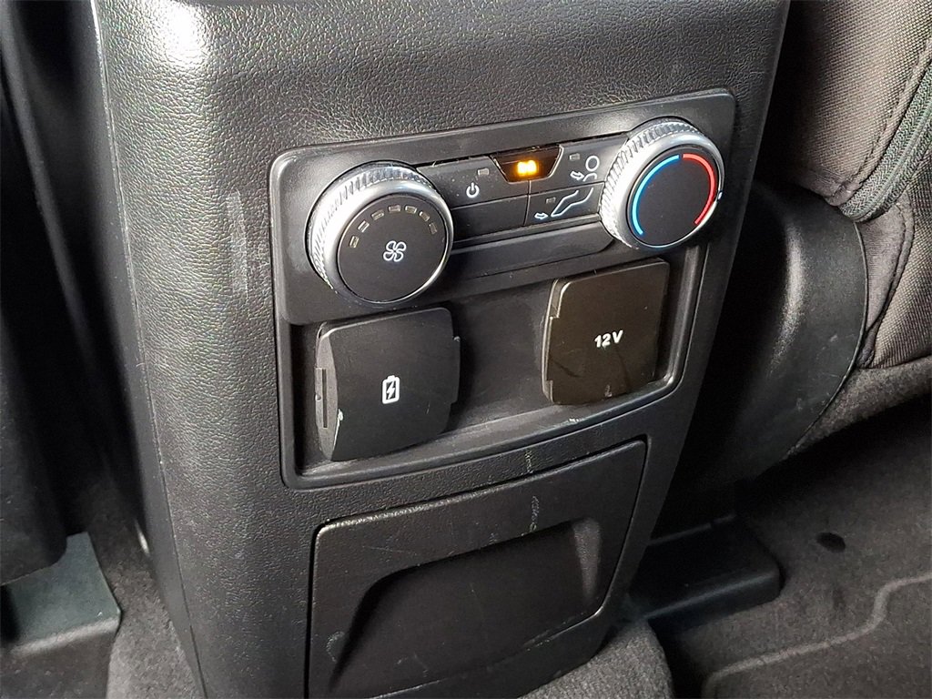 Certified 2022 Ford Explorer XLT w/ Class IV Trailer Tow Package image 11