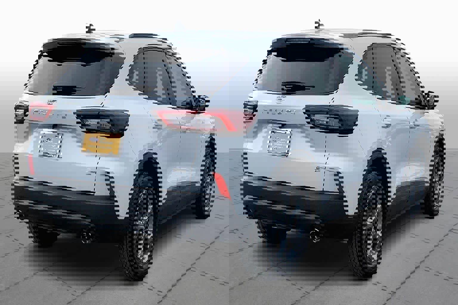 Certified 2025 Ford Escape ST-Line w/ Equipment Group 301A image 13