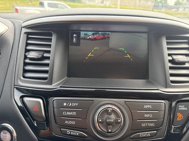 Used 2019 Nissan Pathfinder SV AWD/4WD image 22