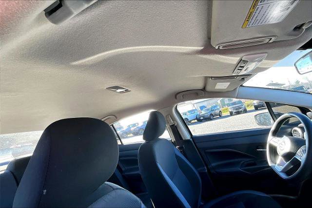 Used 2023 Nissan Versa SV image 22