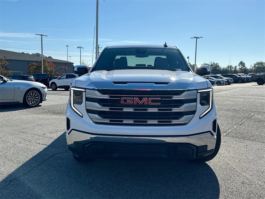 Used 2025 GMC Sierra 1500 SLE image 6