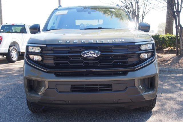 Certified 2025 Ford Expedition Max Active RWD image 7