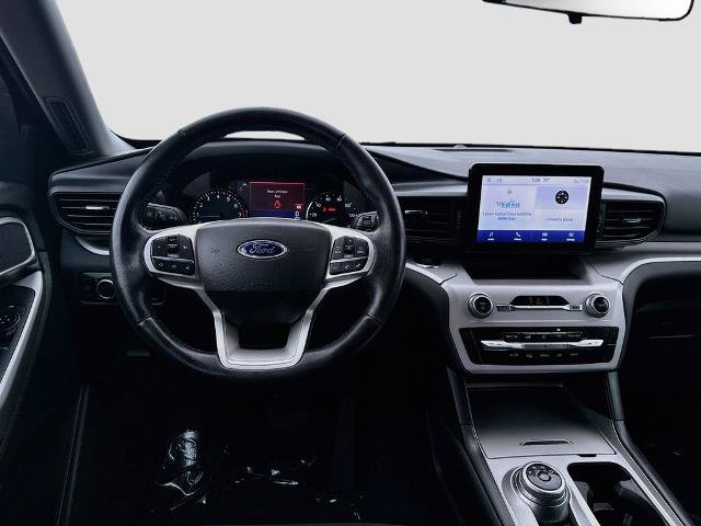Certified 2024 Ford Explorer XLT AWD/4WD image 18