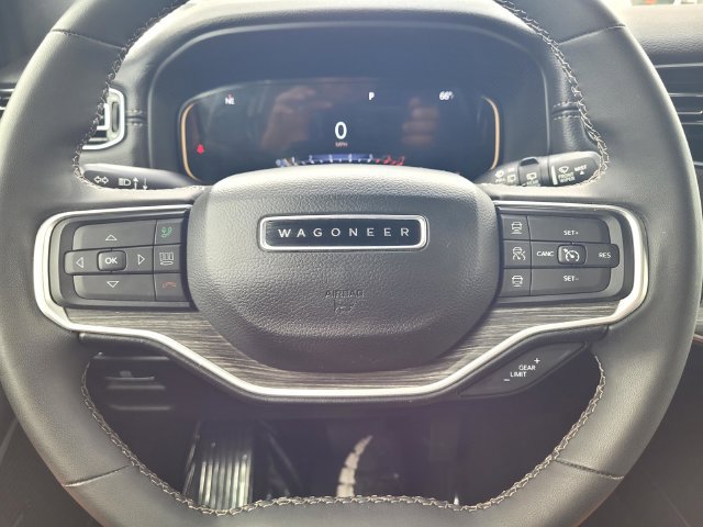 Used 2024 Jeep Wagoneer Series II AWD/4WD image 26
