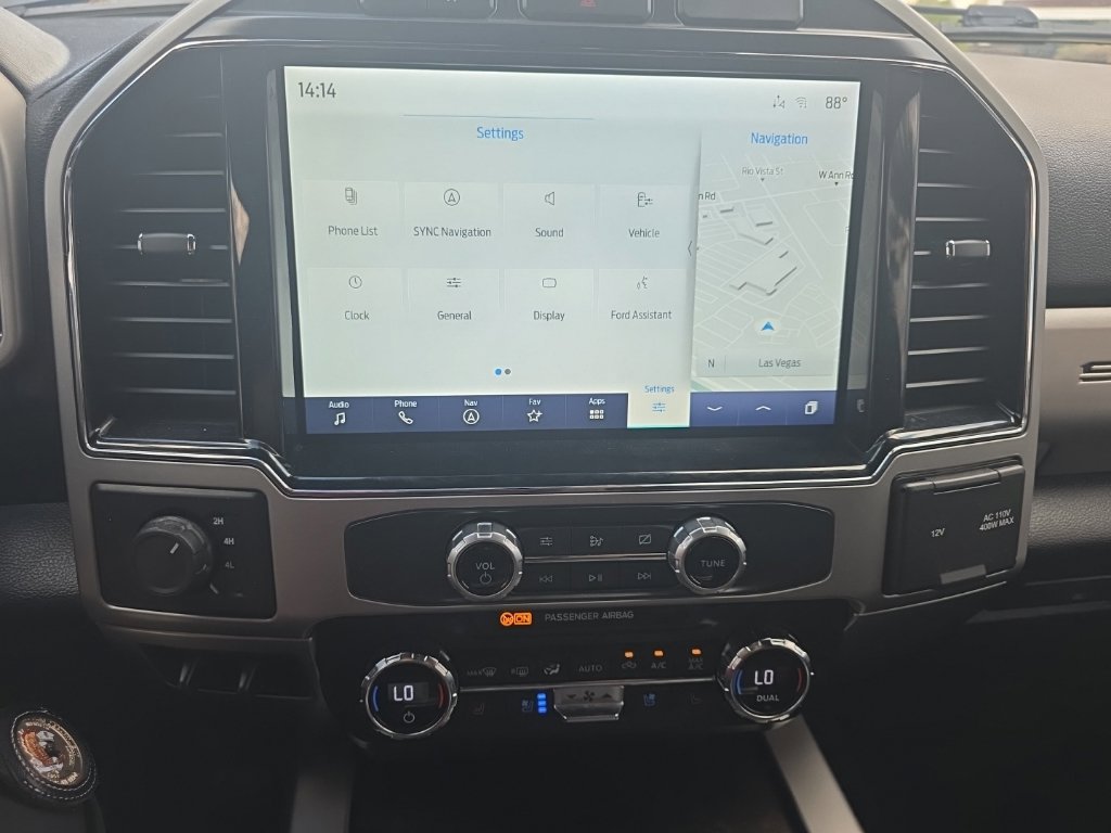 Certified 2022 Ford F250 Lariat w/ Lariat Value Package AWD/4WD image 4