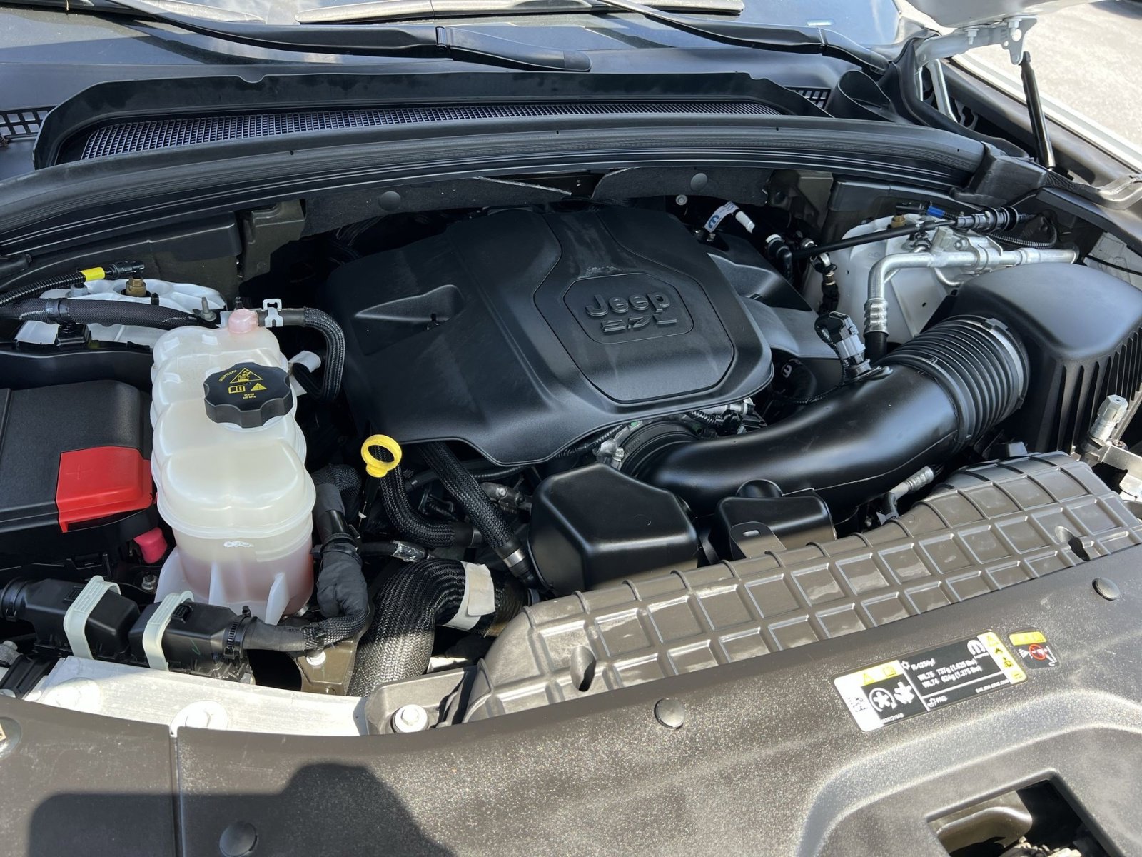 Used 2022 Jeep Grand Cherokee L Summit AWD/4WD image 37