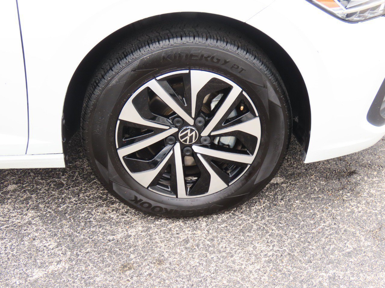 Used 2024 Volkswagen Jetta S image 13