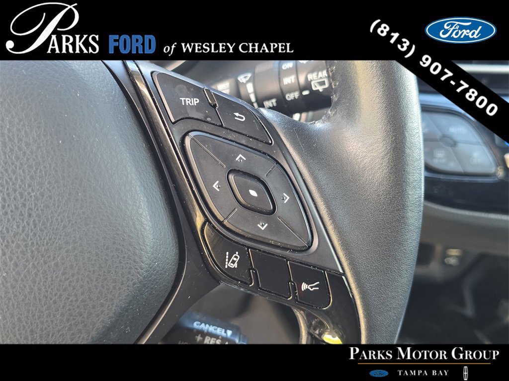 Used 2021 Toyota C-HR XLE image 28