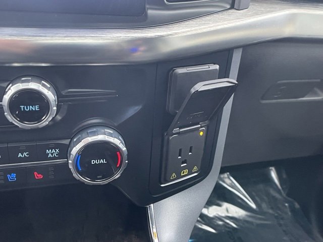 Certified 2022 Ford F150 Lariat w/ Equipment Group 502A High image 29