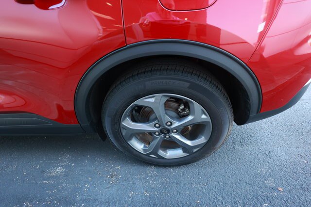Certified 2025 Ford Escape ST-Line w/ Tech Pack #1 FWD image 8