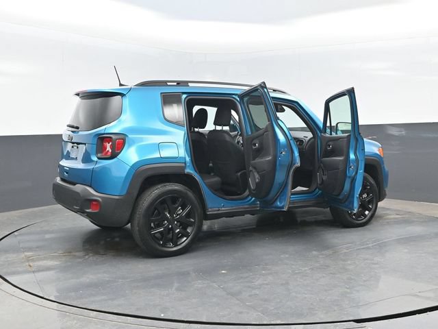 Used 2022 Jeep Renegade Altitude w/ Convenience Group AWD/4WD image 28