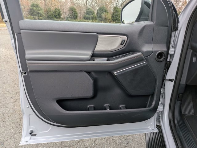 Certified 2025 Ford Expedition Max Active image 12