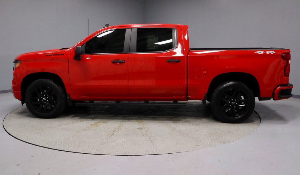 Used 2023 Chevrolet Silverado 1500 Custom image 7