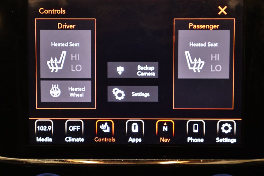 Used 2020 Jeep Grand Cherokee Altitude AWD/4WD image 27