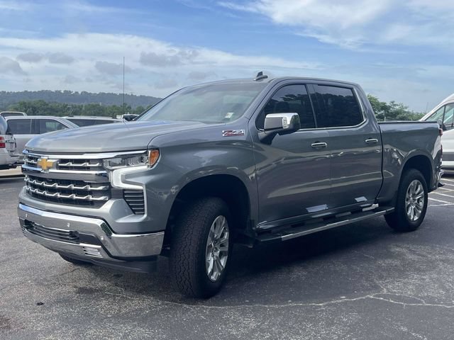 Used 2023 Chevrolet Silverado 1500 LTZ w/ LTZ Premium Package AWD/4WD image 8