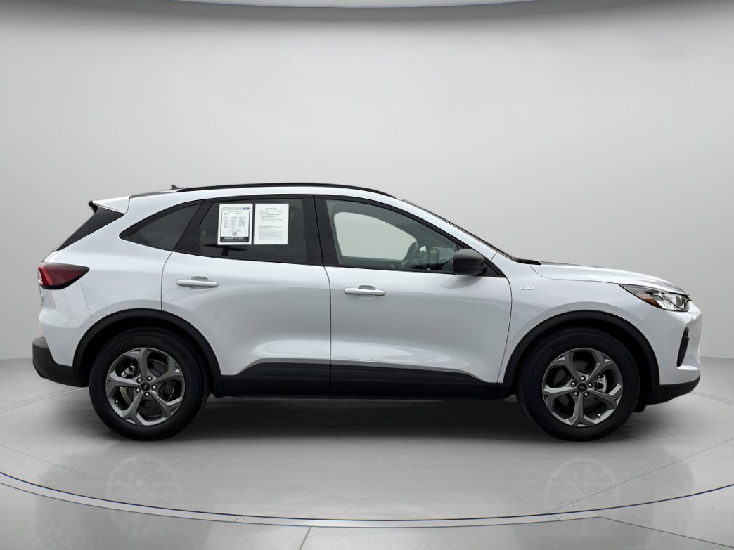 Certified 2025 Ford Escape ST-Line w/ Tech Pack #1 image 2