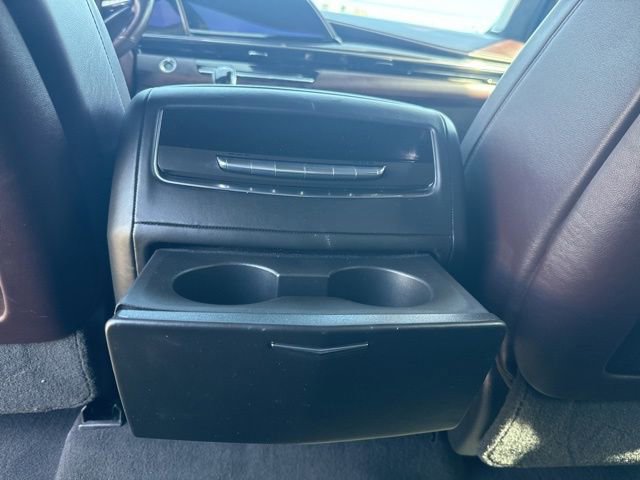 Used 2021 Cadillac Escalade Sport Platinum AWD/4WD image 14