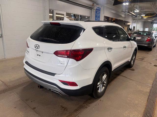 Used 2017 Hyundai Santa Fe Sport w/ 2.4L Tech Package 04 AWD/4WD image 7