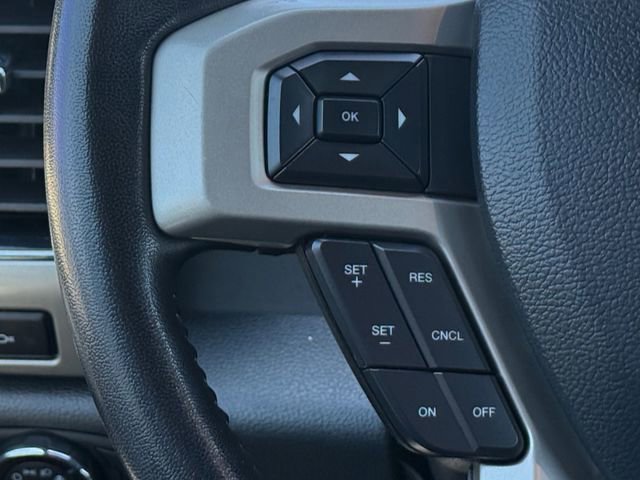 Certified 2022 Ford F250 Lariat w/ Black Appearance Package image 17