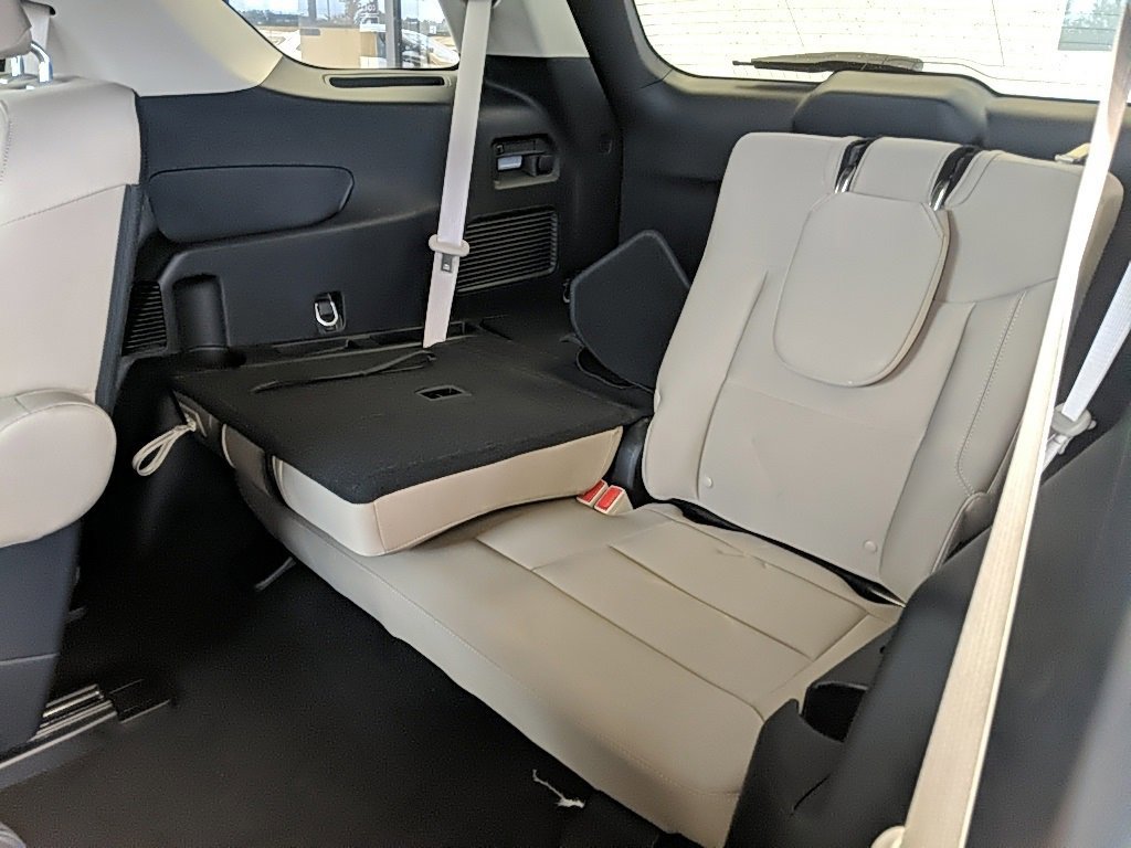 Certified 2023 Ford Explorer XLT image 11