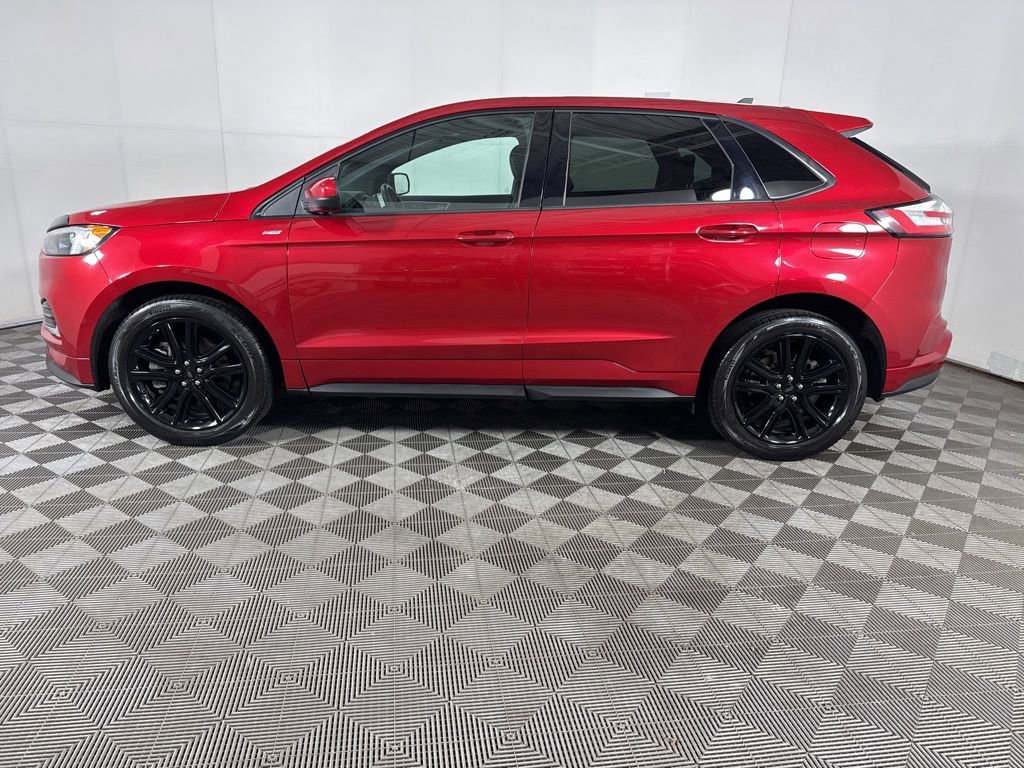 Certified 2023 Ford Edge ST-Line AWD/4WD image 6