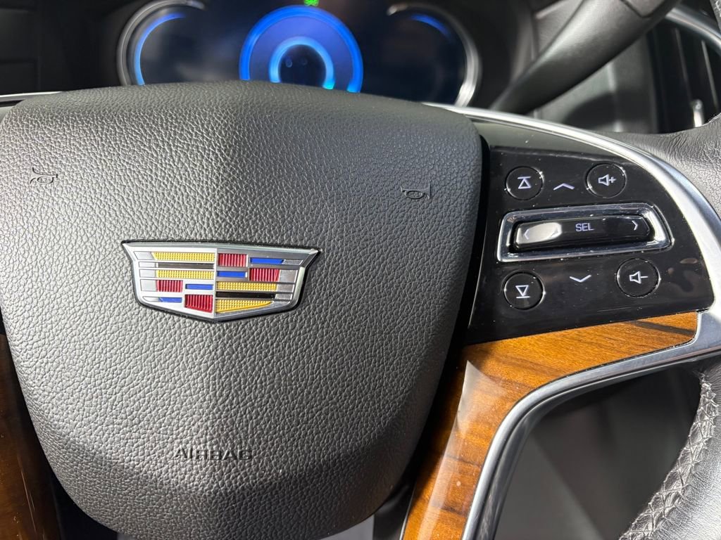 Used 2020 Cadillac Escalade Premium Luxury image 24