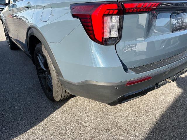 Certified 2025 Ford Explorer ST-Line w/ ST-Line Street Pack image 21