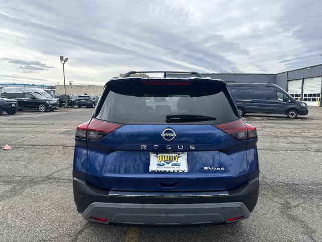 Used 2022 Nissan Rogue SV w/ SV Premium Package AWD/4WD image 5