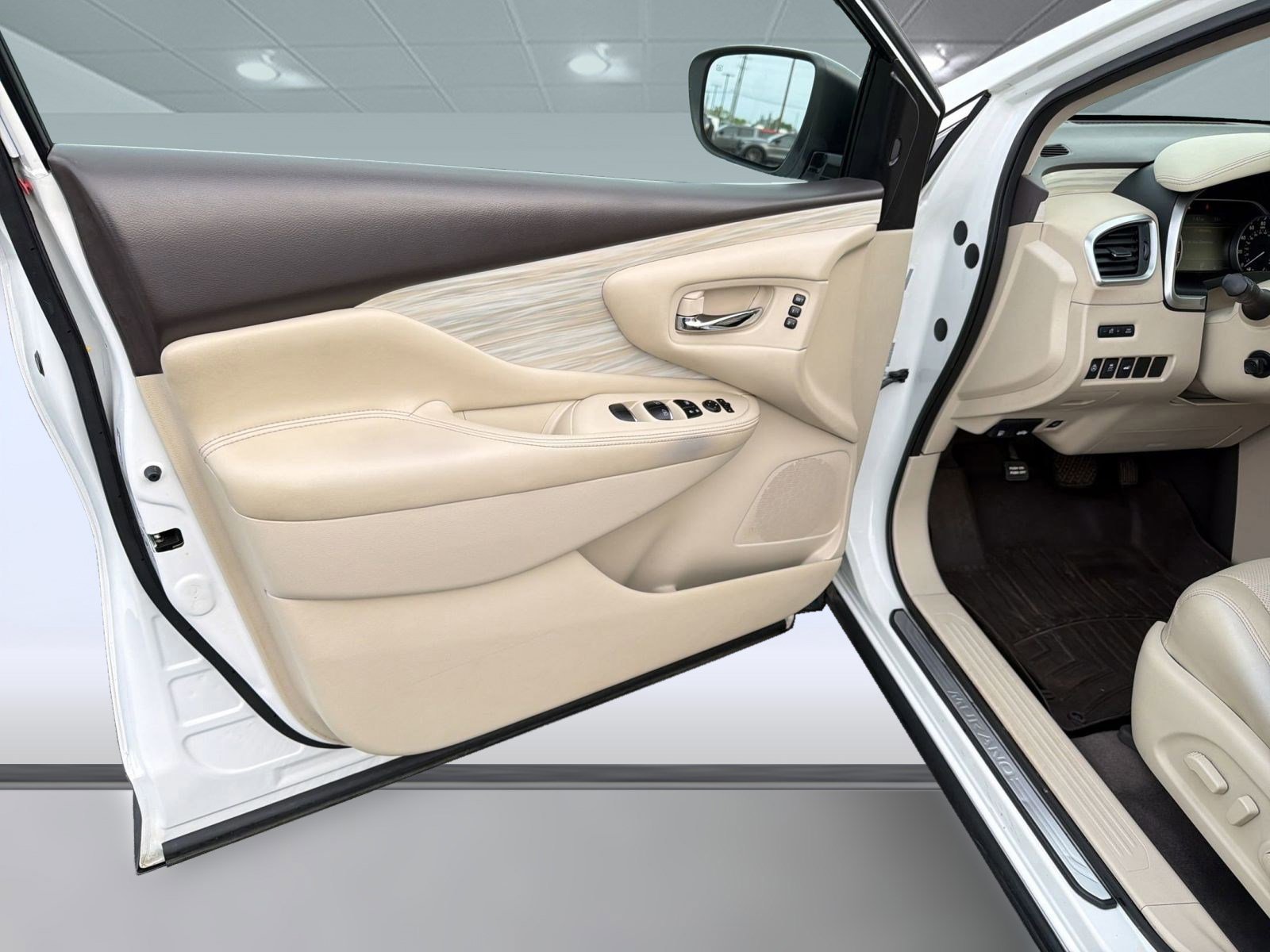 Used 2018 Nissan Murano Platinum w/ Cargo Package image 10