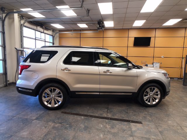 Certified 2019 Ford Explorer Limited w/ Class III Trailer Tow Package FWD image 8