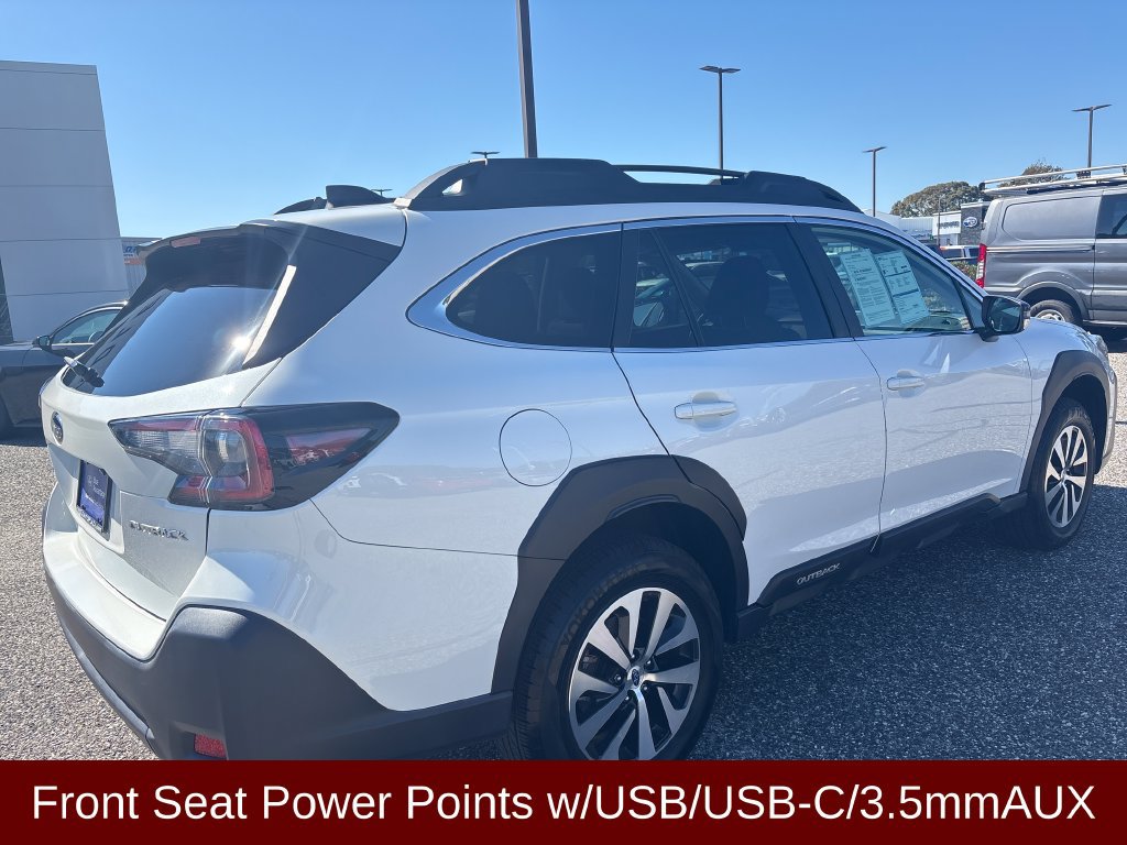 Used 2024 Subaru Outback Premium AWD/4WD image 18