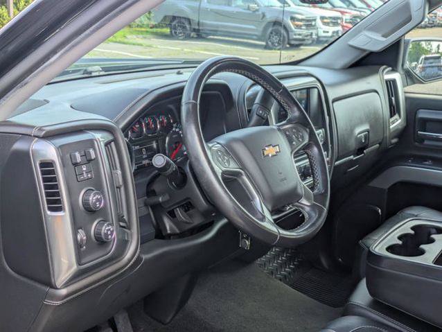 Used 2018 Chevrolet Silverado 1500 LTZ Z71 w/ Midnight Edition AWD/4WD image 14