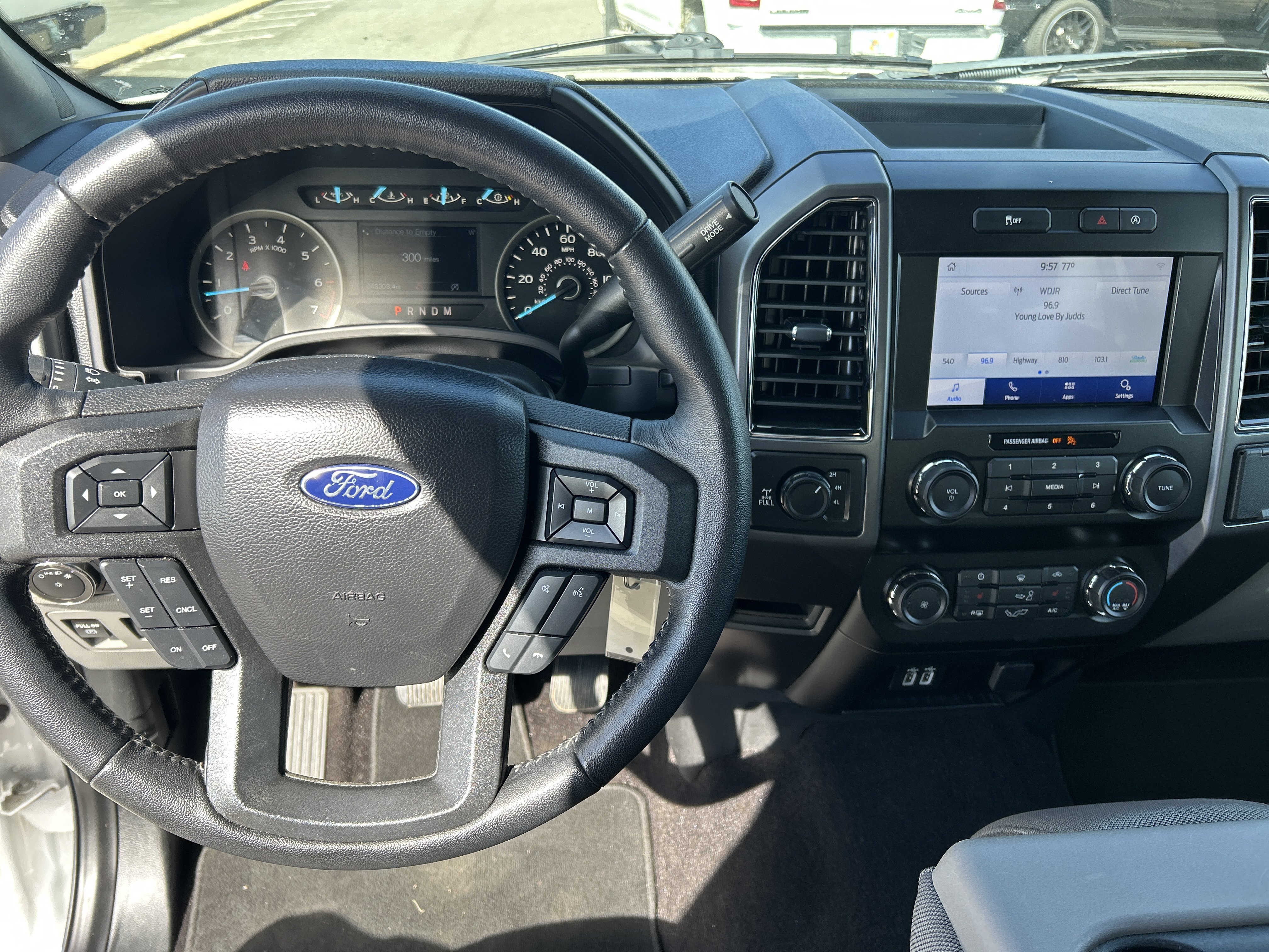 Certified 2020 Ford F150 XLT w/ Equipment Group 302A Luxury AWD/4WD image 12