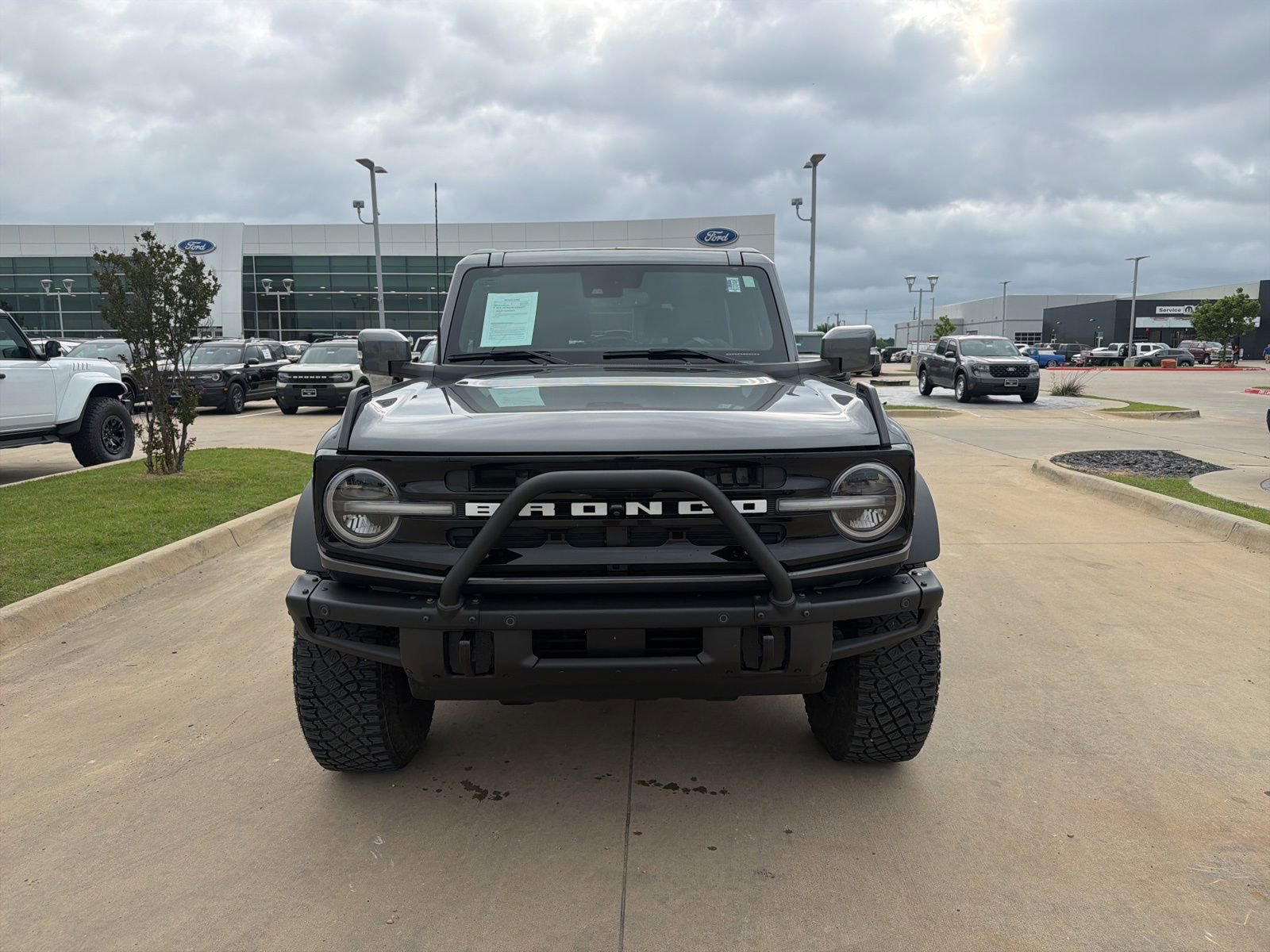 Certified 2022 Ford Bronco Outer Banks w/ Sasquatch Package AWD/4WD image 8