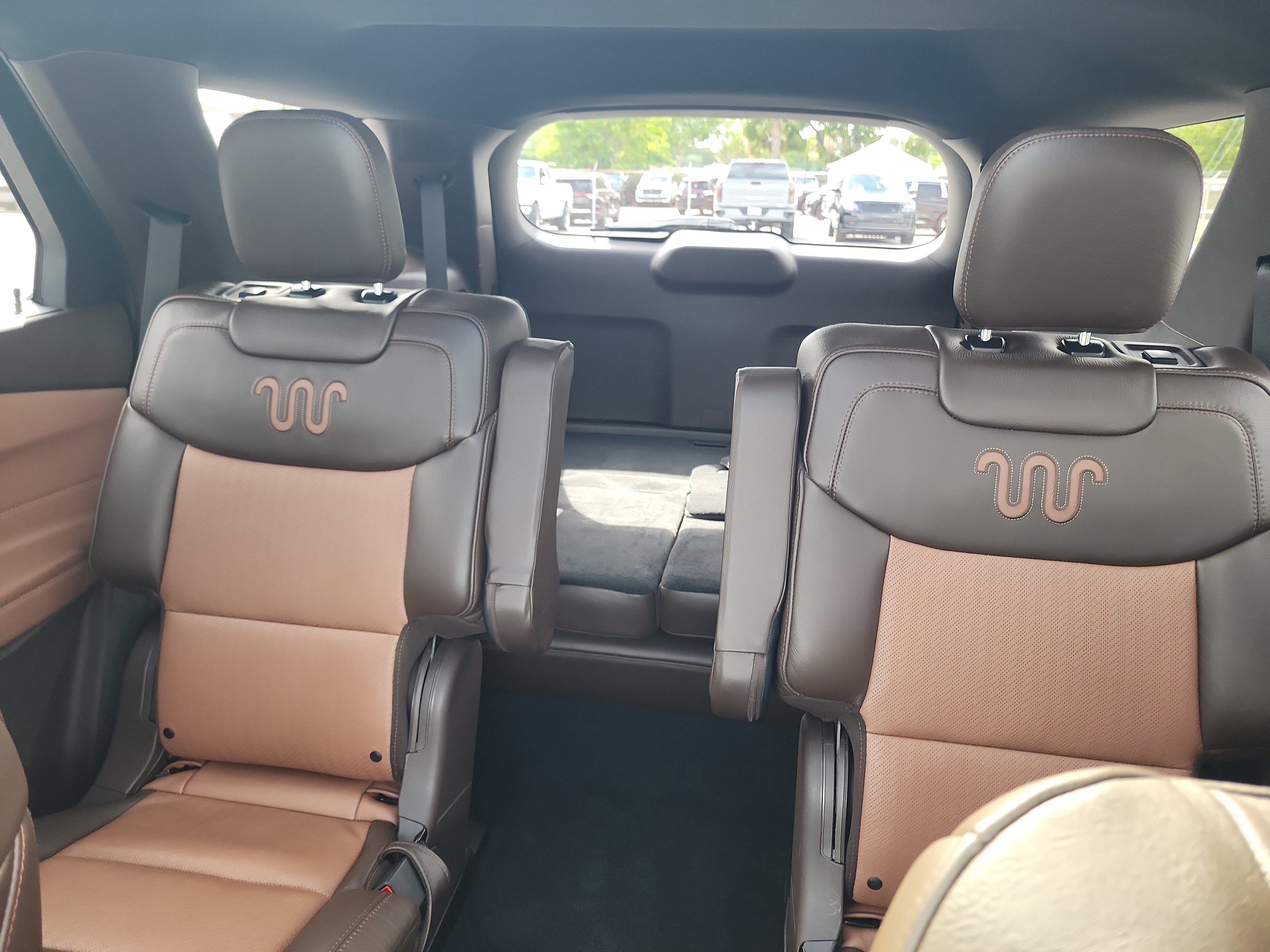 Certified 2023 Ford Explorer King Ranch w/ Class IV Trailer Tow Package image 15