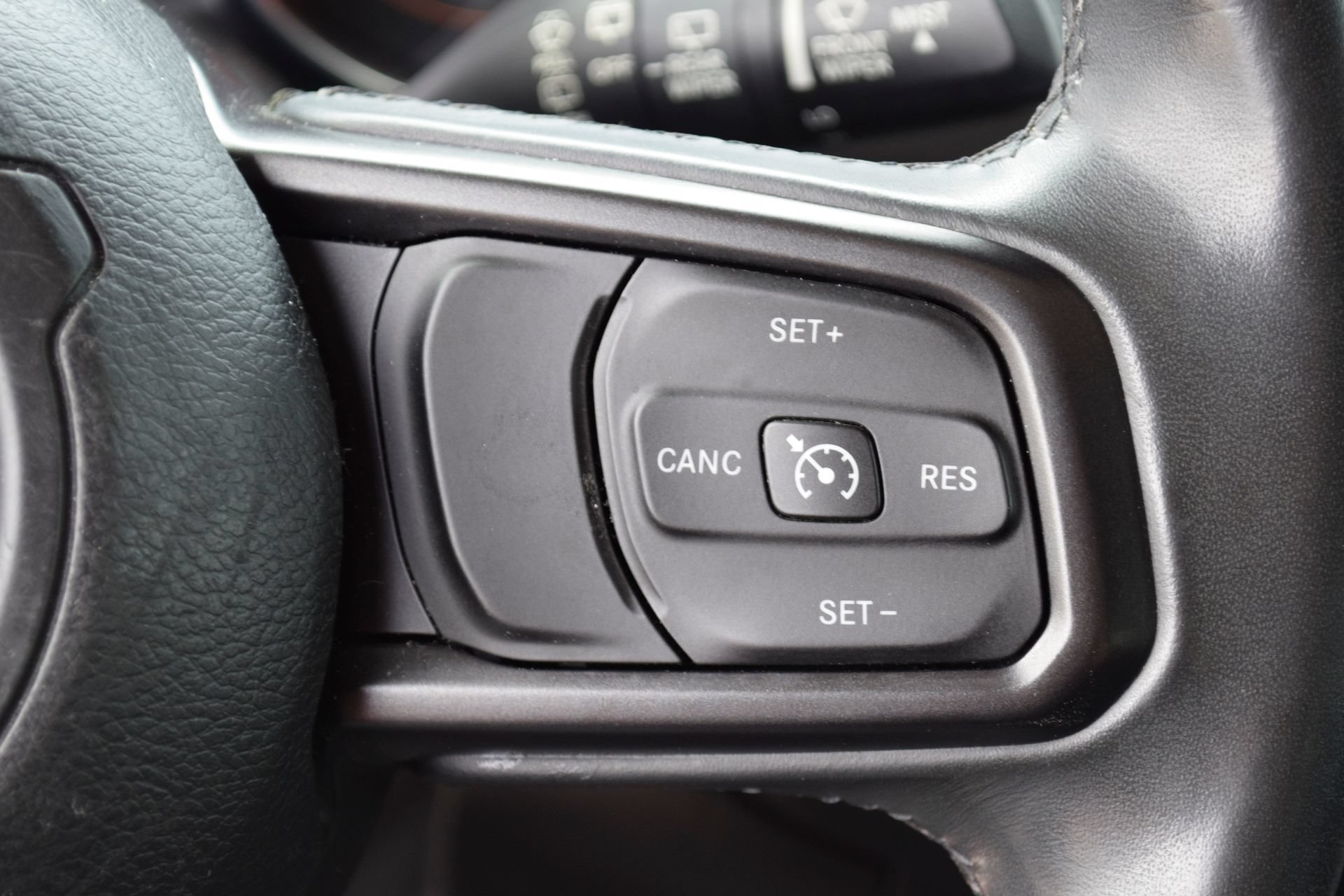 Used 2018 Jeep Wrangler Unlimited Sport S AWD/4WD image 7