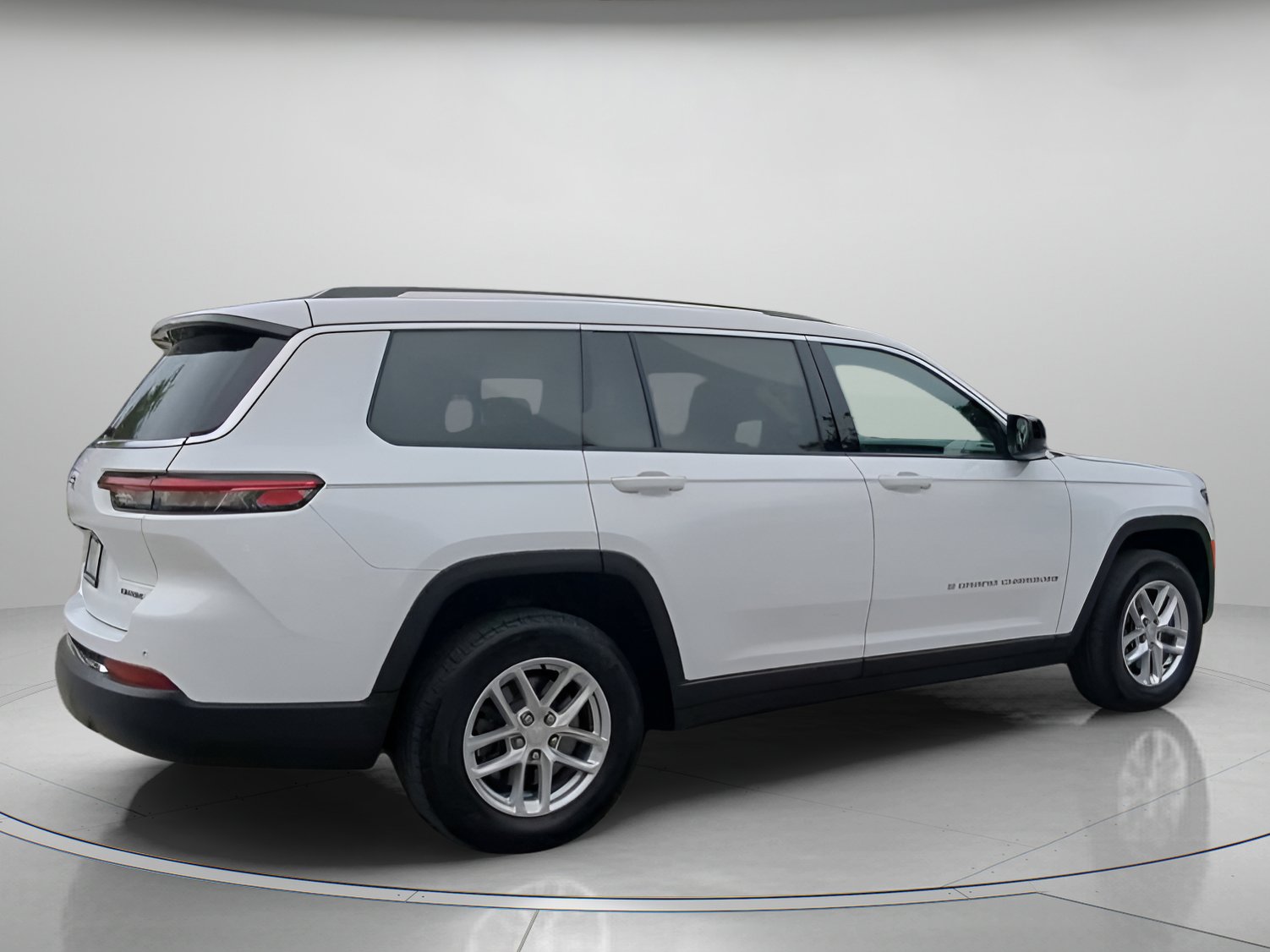 Used 2024 Jeep Grand Cherokee L Laredo AWD/4WD image 29