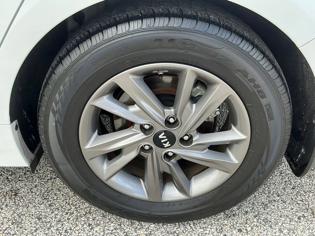 Used 2020 Kia Optima LX FWD image 21