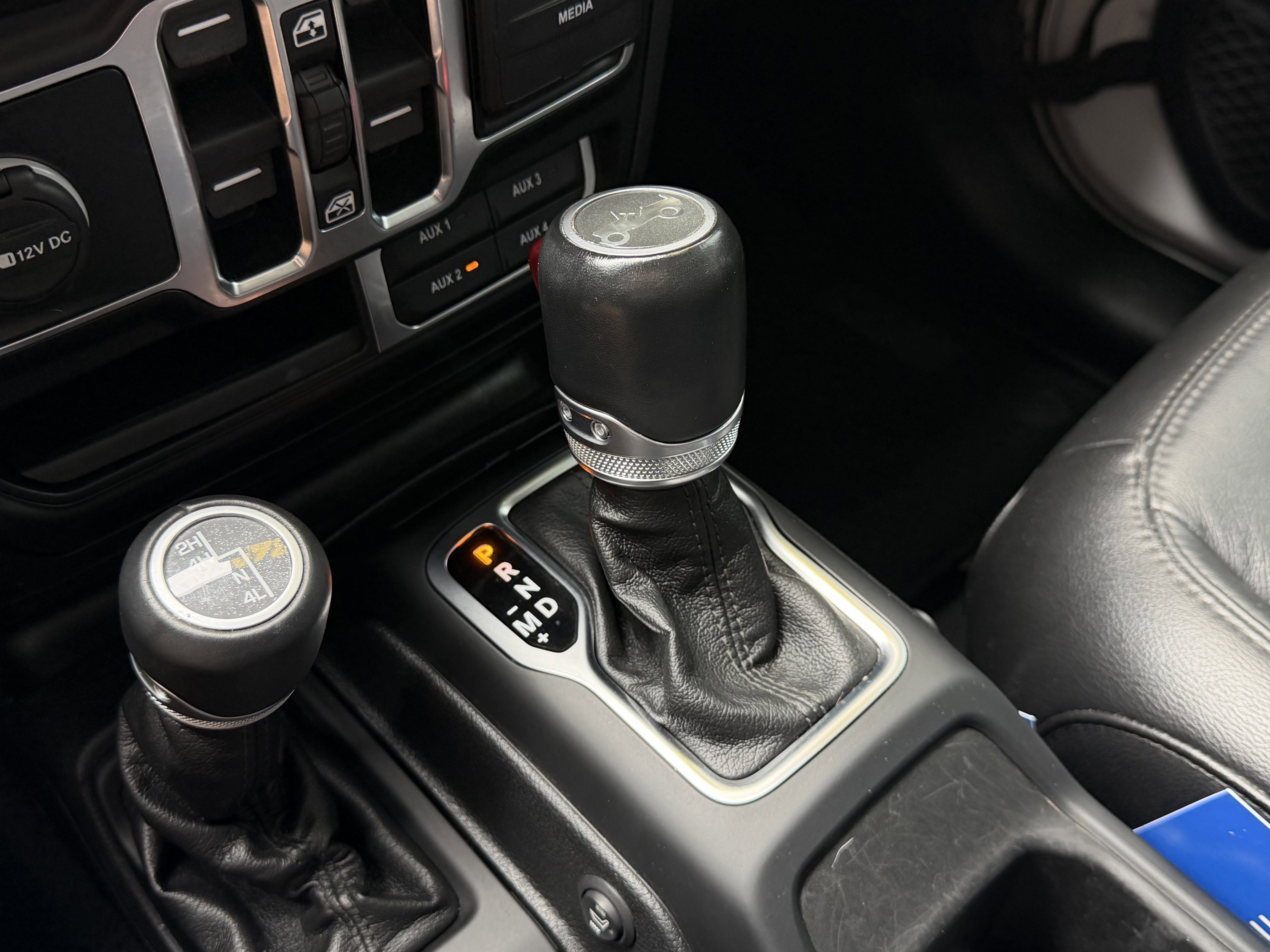 Used 2020 Jeep Wrangler Unlimited Sahara AWD/4WD image 22
